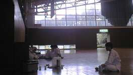 a2.jpg (7KB) �x�e���̕���