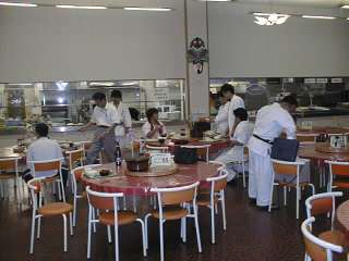 c0.jpg (13KB) ��P���ڂ̖�̐H��